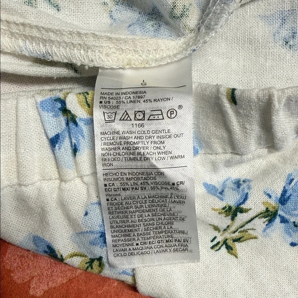 Old Navy Blue Floral Women's Skorts